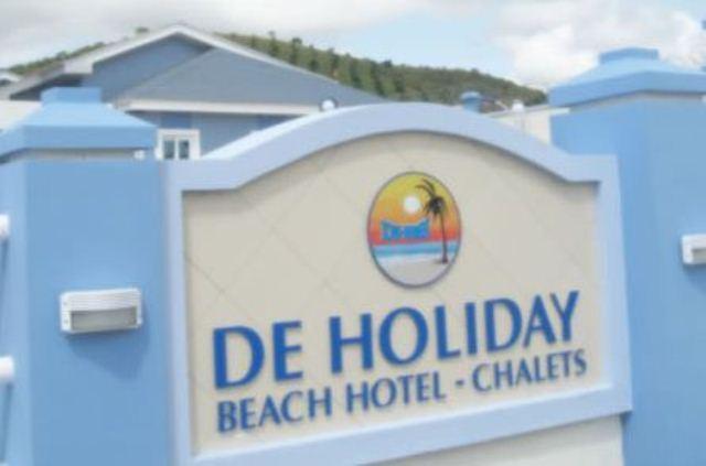 אקרה De Holiday Beach Hotel מראה חיצוני תמונה